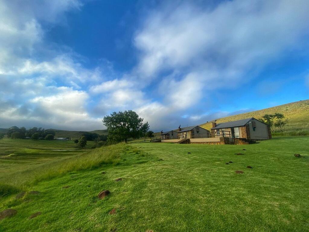 Wetlands Game Lodge Wakkerstroom Exteriör bild